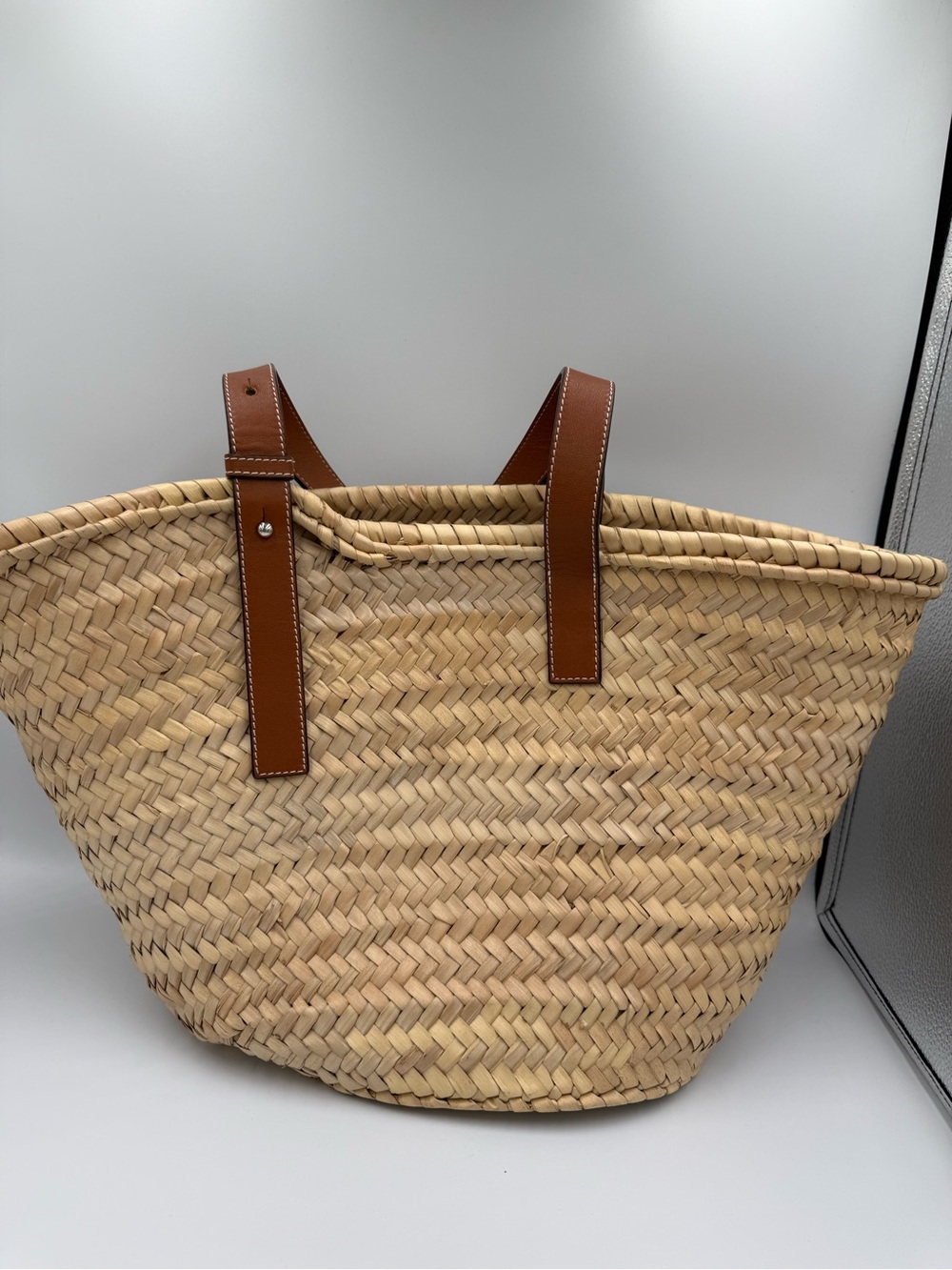 Loewe Natural Straw Raffia Tote with Tan Leather Trim - Picture 2 of 7